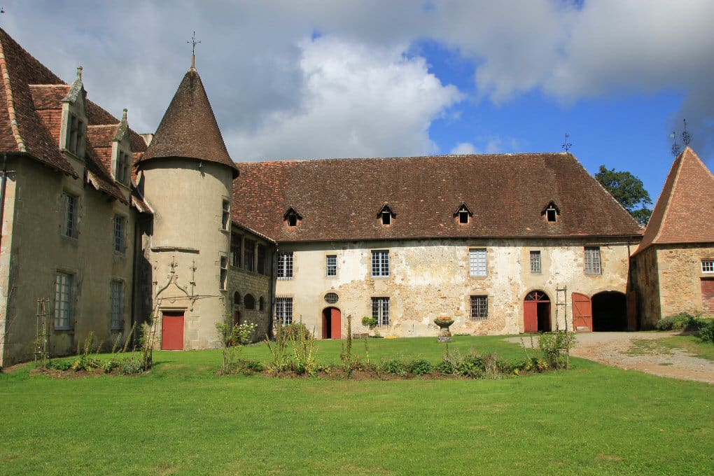 Chateau-de-losmonerie-87_b